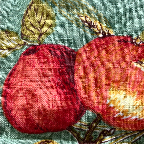 Linen Towel - Picture 7 of 7